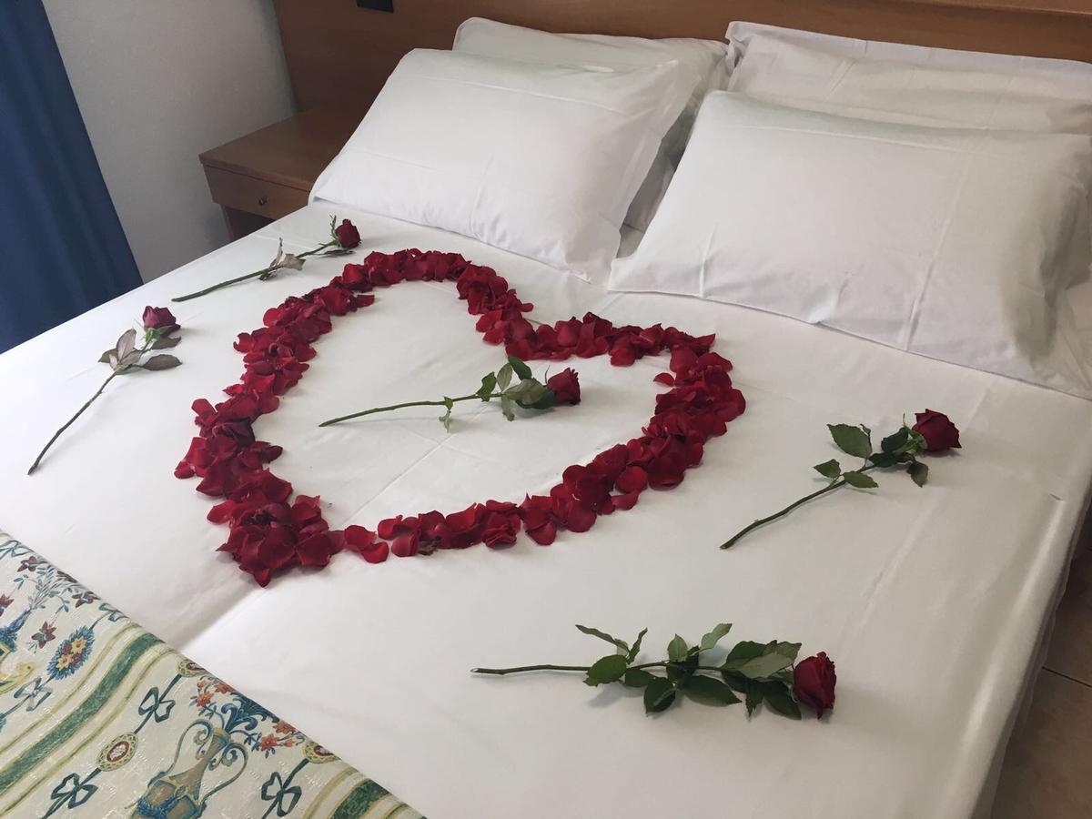 Hotel Tritone Caorle Eksteriør bilde