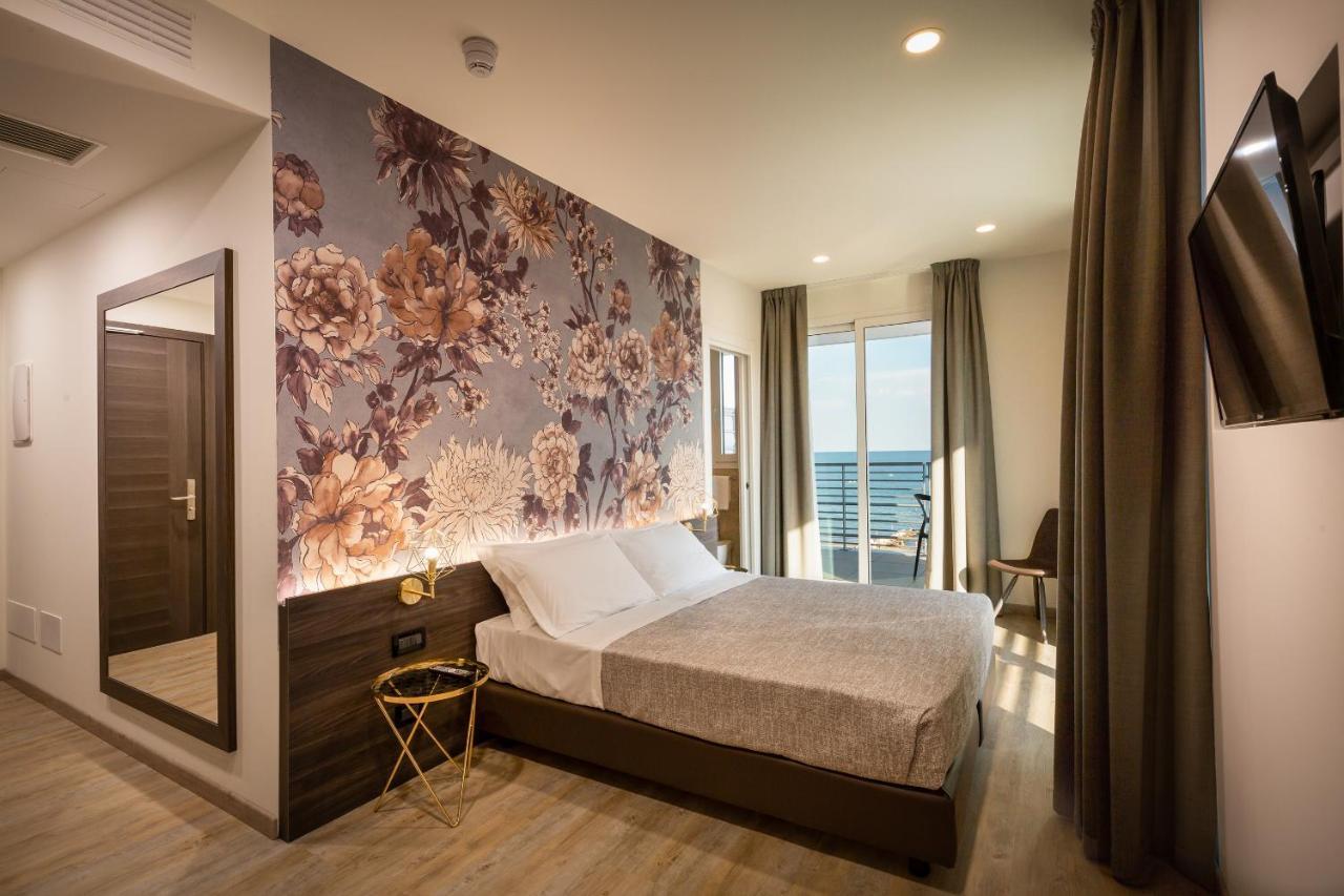 Hotel Tritone Caorle Eksteriør bilde