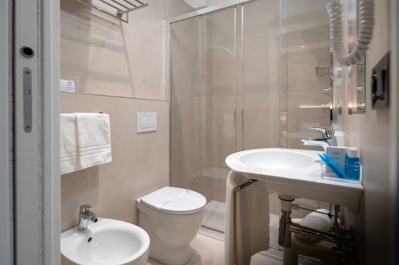 Hotel Tritone Caorle Eksteriør bilde